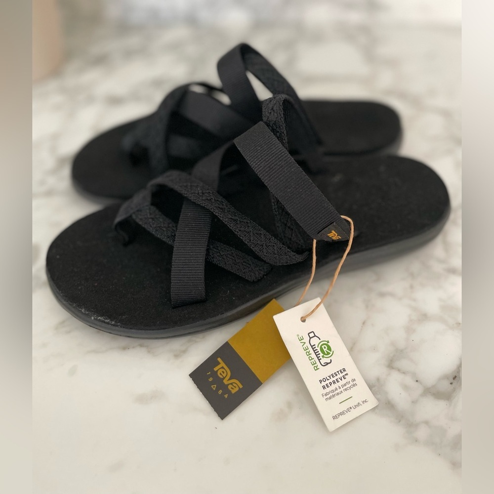 NEW Teva Voya Strappy Sandals Black Size 7 Slingback Comfy Cushion - Picture 3 of 4